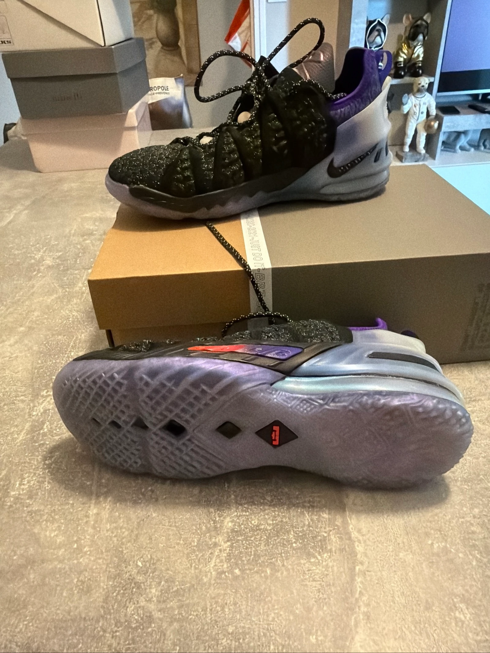 Tênis nike Lebron XVIII NRG tamanho 39 novo – photo 3